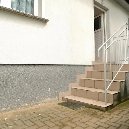 Schwarz In Strandnaehe
